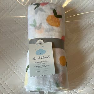 Cloud Island Muslin Blanket